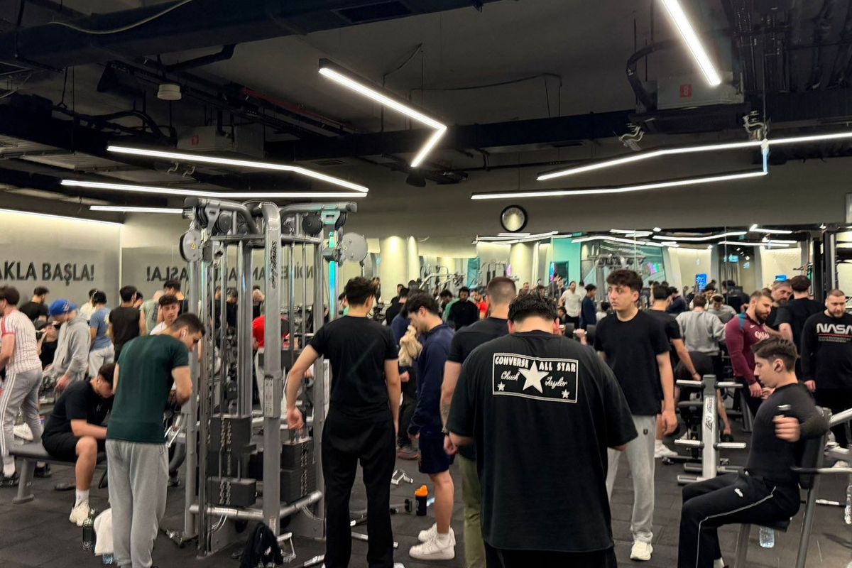 Adım atacak yer yok! Viral olan spor salonu
