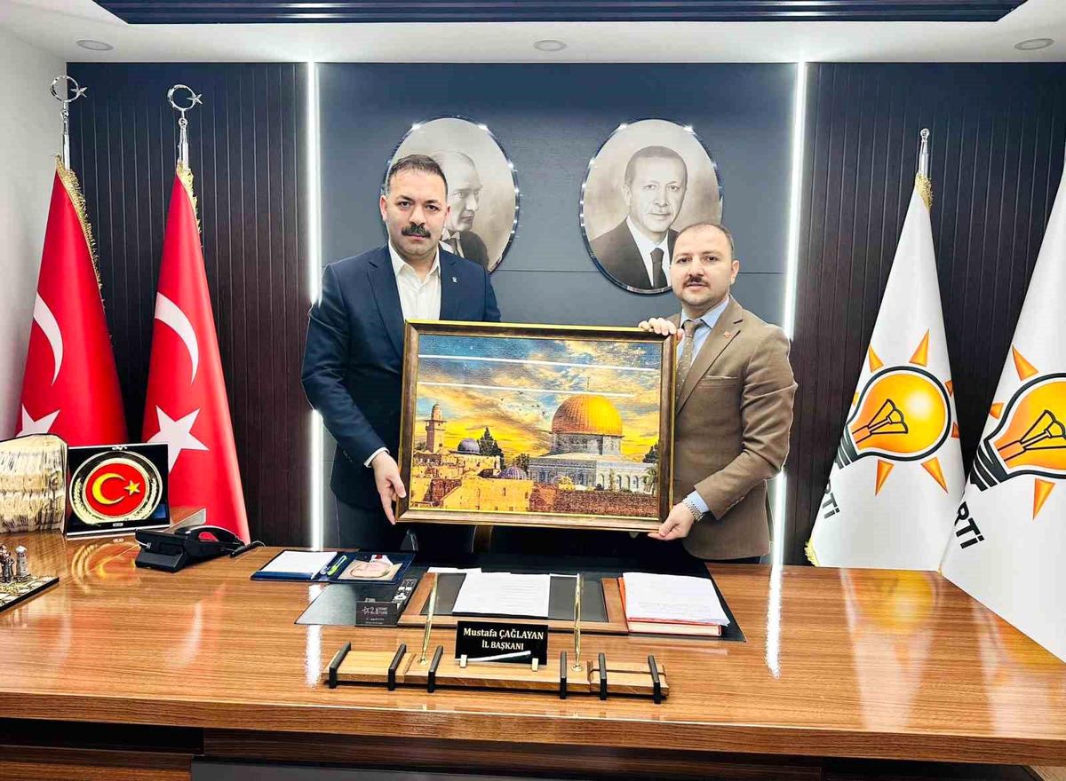 Başkan Çağlayan'a "Mescid-i Aksa" tablolu ziyaret