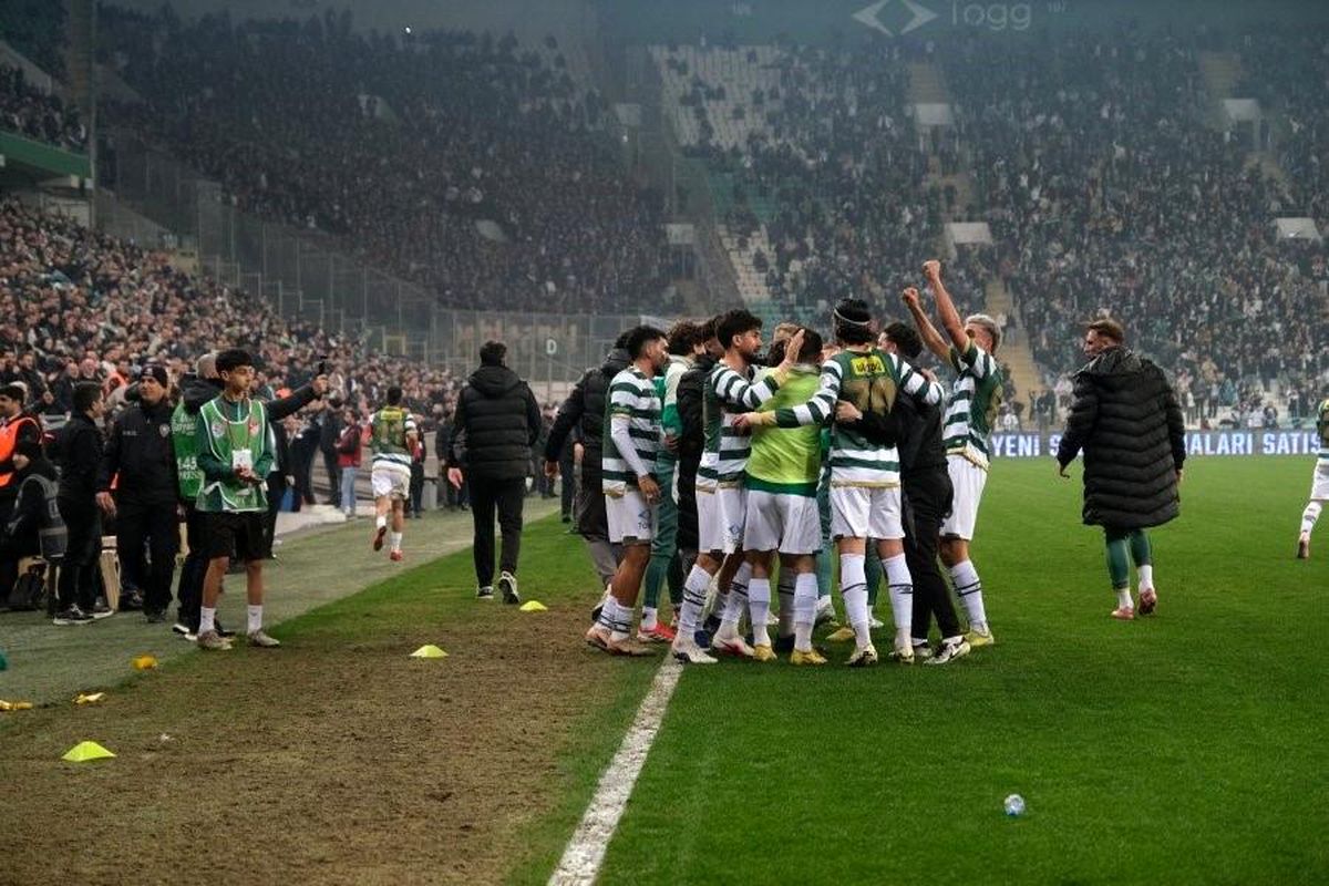 Bursaspor'a PFDK'dan ceza yağdı