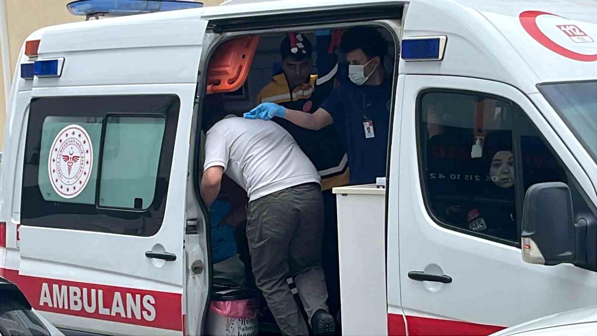 Elektrikli bisikletten düşen sürücü yaralandı