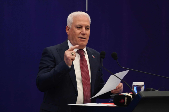 Gözaltına alınan Mustafa Bozbey'e yöneltilen suçlamalar! Organize Şube şafak vakti evinden aldı 7 gozaltina alinan mustafa bozbe 19701619 4594 5 m