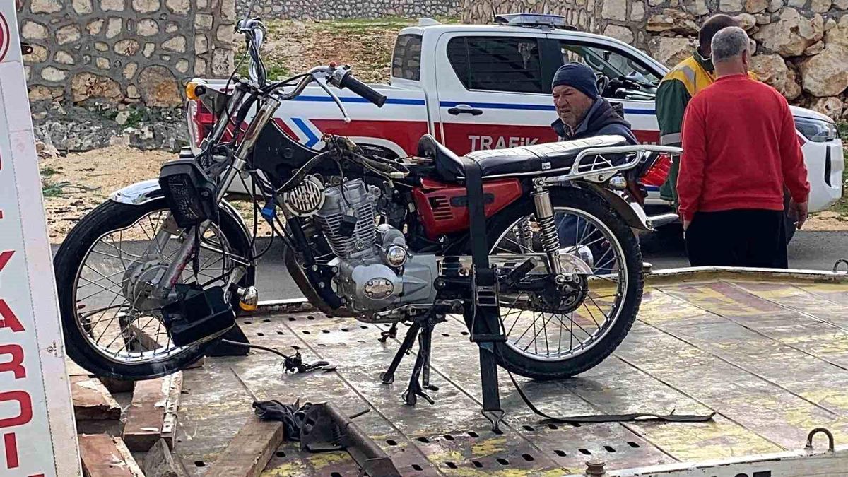 Mersin'de motosiklet kazası: 14 yaşındaki sürücü hayatını kaybetti