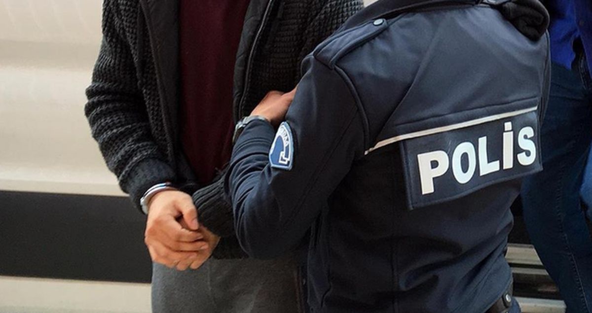 Side Bozbey kimdir? Bursa Büyükşehir Belediye Başkanı Mustafa Bozbey'in kızı Side Bozbey gözaltına mı alındı neden?