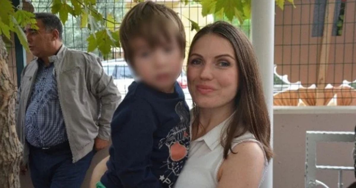 Side Bozbey kimdir? Bursa Büyükşehir Belediye Başkanı Mustafa Bozbey'in kızı Side Bozbey gözaltına mı alın...