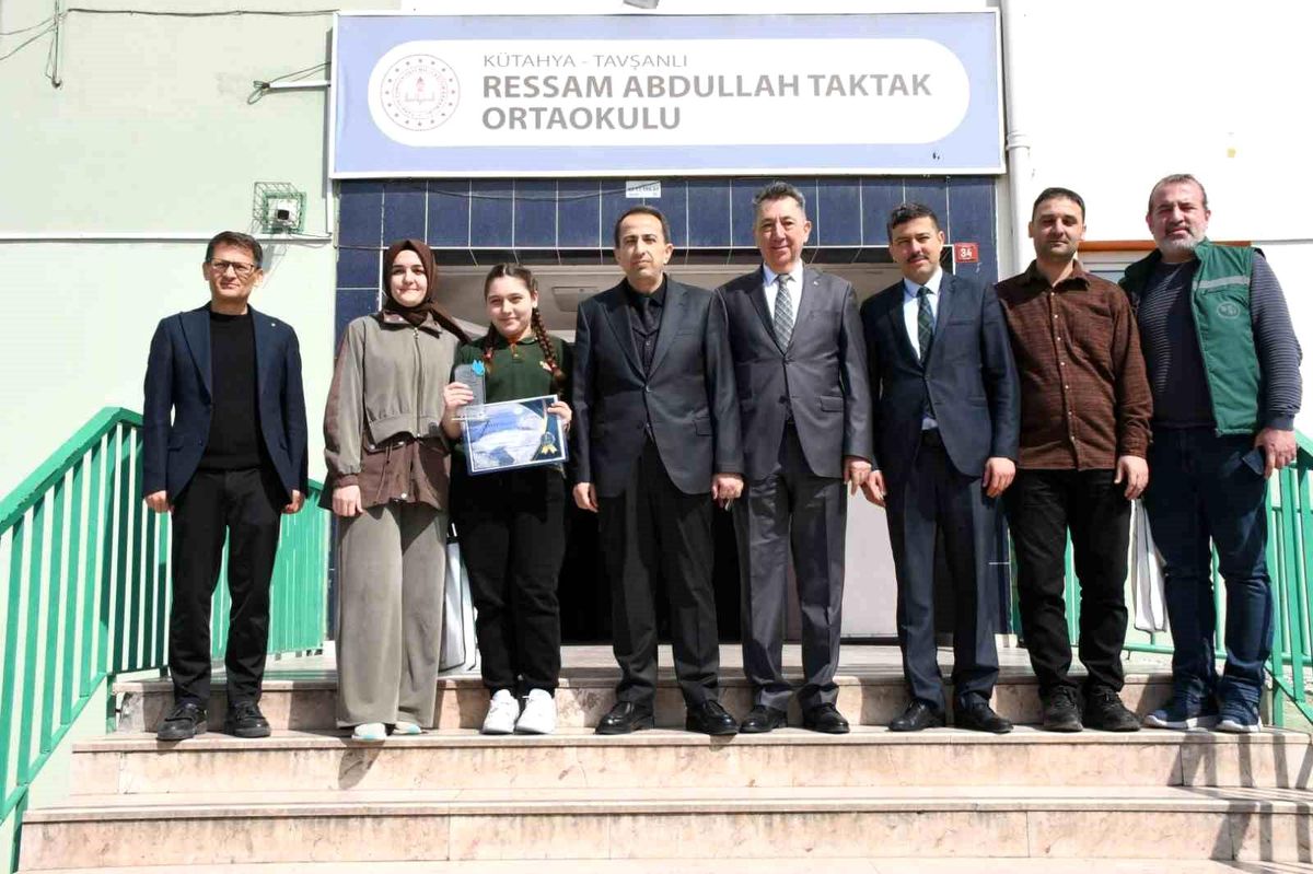 Tavşanlı Ressam Abdullah Taktak öğrencisi bölge birincisi oldu