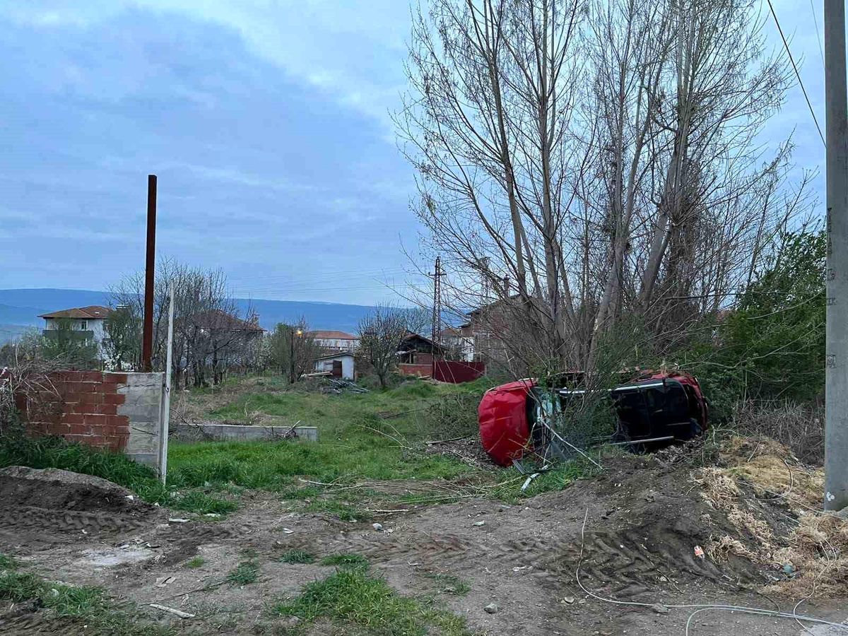 Tokat'ta alkollü sürücü emanet aldığı araçla takla attı: İki kardeş yaralandı