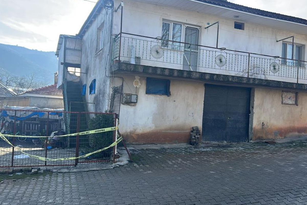 Manisa'da aile katliamı! Boşanma aşamasındaki eşini ve 3 yakınını başlarından vurarak öldürdü