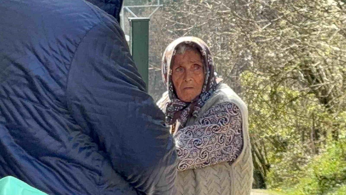Zihinsel engelli anne ve 2 oğlu ortada kaldı