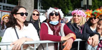 14. Uluslararası Portakal Çiçeği Karnavalı'nın kortej geçişi yapıldı