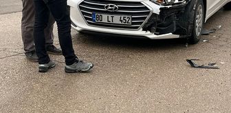 Adana'da otomobille çarpışan motosikletin sürücüsü yaralandı