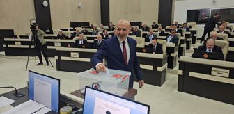 Afyonkarahisar İl Genel Meclisi'nde Başkan Siper, yeniden seçildi