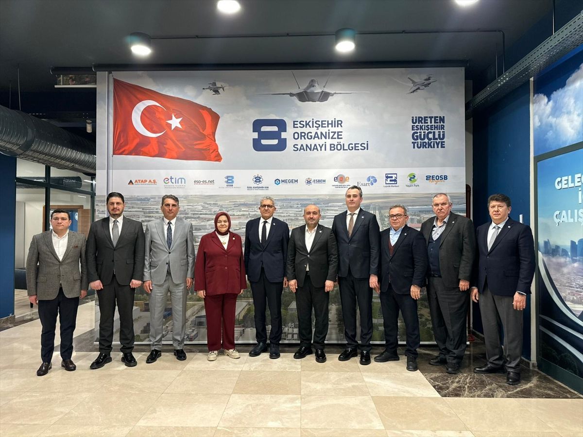 AK Parti'li Gürcan, Eskişehir'de organize sanayi bölgesindeki kuruluşları ziyaret etti