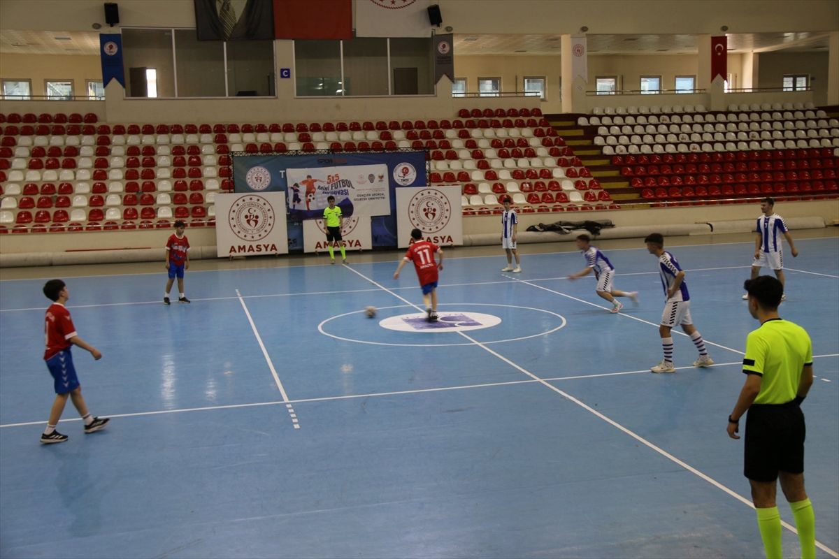 Amasya'da "Mini Futbol Turnuvası" düzenlendi