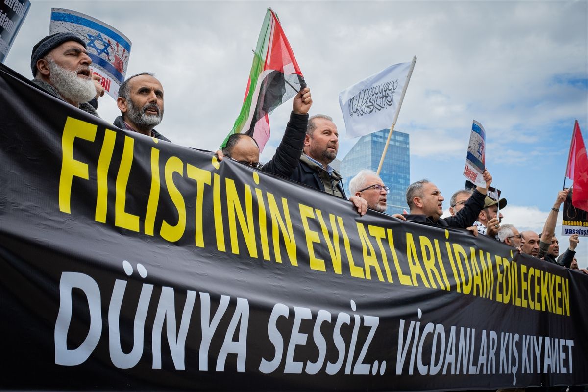 Ankara Filistin Dayanışma Platformundan ABD'nin Ankara Büyükelçiliği önünde protesto