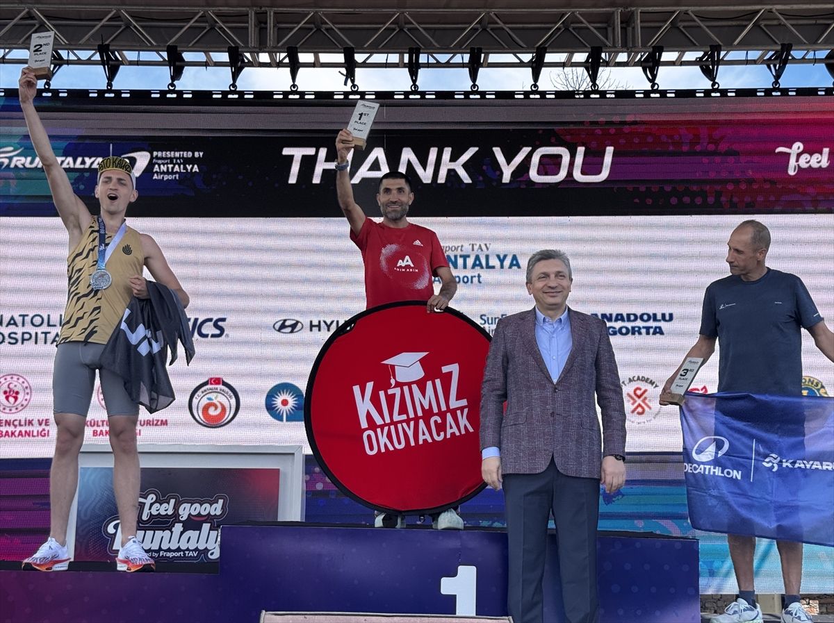 Antalya'da 21. Uluslararası Runtalya Maratonu sona erdi
