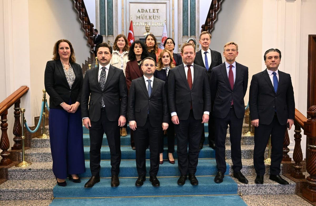 Bakan Gürlek, Hollanda Adalet ve Güvenlik Bakanı Van Weel ile görüştü