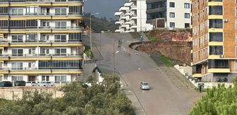 Balıkesir'de sağanak toprak kaymasına neden oldu
