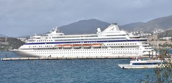 Bodrum'a sezonun ilk kruvaziyeri geldi