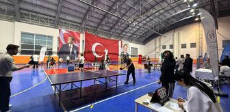 Bulanık'ta masa tenisi turnuvası başladı