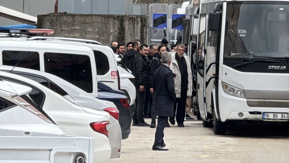 Bursa Büyükşehir Belediye Başkanı Bozbey tutuklandı