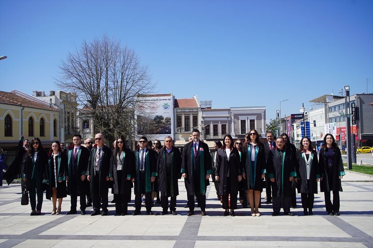 Edirne'de Avukatlar Günü kutlandı