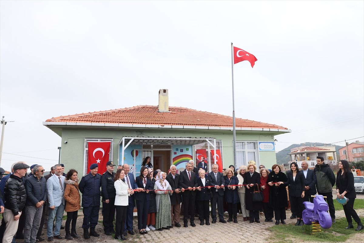 Edirne'de Türk Kadınlar Birliğince yenilenen ana sınıfı açıldı