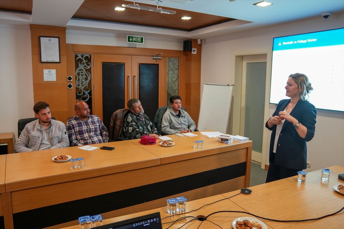 Fethiye'de "Deniz Araçlarında Gıda Güvenliği ve Sıfır Atık Yönetimi Eğitimi" düzenlendi