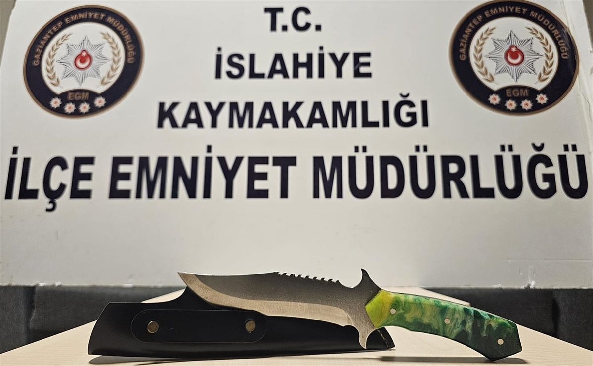 Gaziantep'te bıçak taşıyan şüpheliye işlem yapıldı