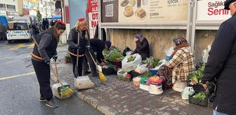 Giresun'un sokaklarının temizliğinde iki kadın işçi de görev alıyor