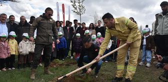 Gümüşhane'de fidanlar toprakla buluşturuldu