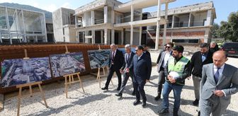 Hatay Valisi Mustafa Masatlı, Arkeoloji Müzesi'nde incelemelerde bulundu