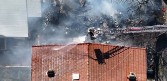 İstanbul'da hurdalıkta çıkan yangın söndürüldü