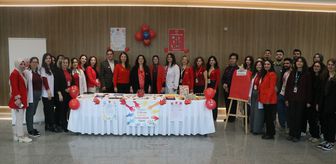 İzmir Şehir Hastanesi'nde otizm farkındalık standı açıldı