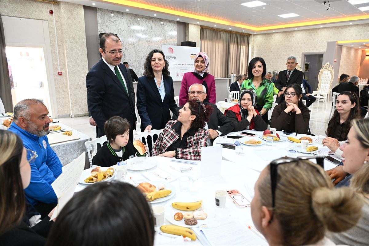 Kadirli'de 'Engelsiz Spor Çalıştayı' düzenlendi