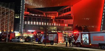 Kağıthane'de alışveriş merkezinde çıkan yangın söndürüldü