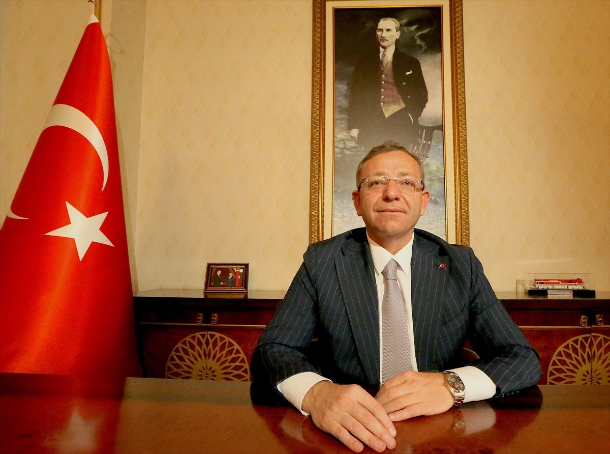 Kars Valisi Ziya Polat, AA'nın kuruluşunun 106. yılını kutladı