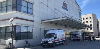 Kastamonu'da otomobilin çarptığı 2 lise öğrencisi yaralandı