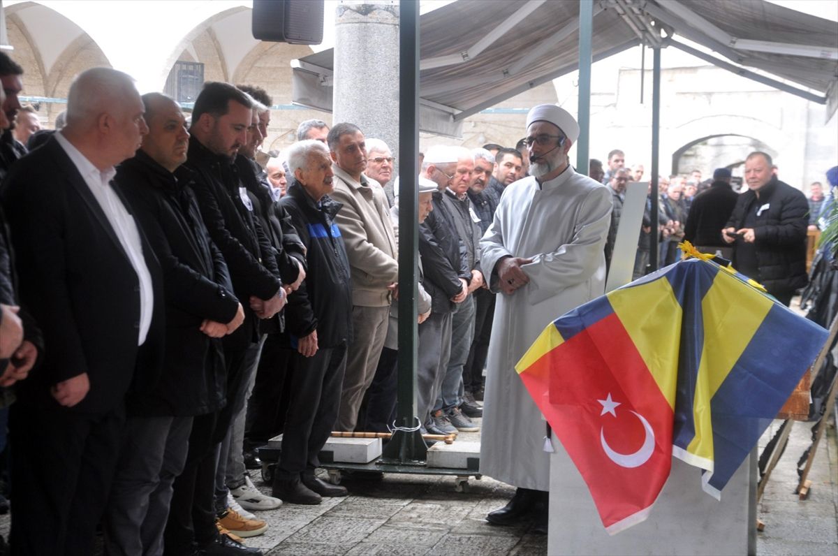 Kırklareli'nde sobanın patlaması sonucu ölen kişinin cenazesi defnedildi