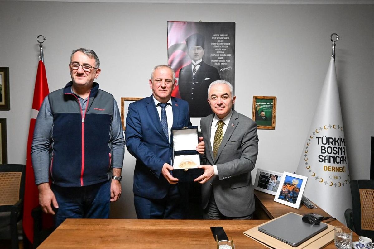 Kırklareli Valisi Turan'dan Türkiye Bosna Sancak Derneği Kırklareli Şube Başkanlığına ziyaret