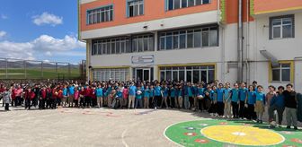 Kırşehir'de ilkokul öğrencileri harçlıklarını Gazzeli çocuklara gönderdi