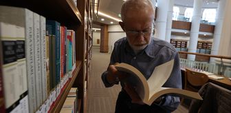 'Kitap kurdu' 76 yaşındaki emekli terzi gençlere örnek oluyor