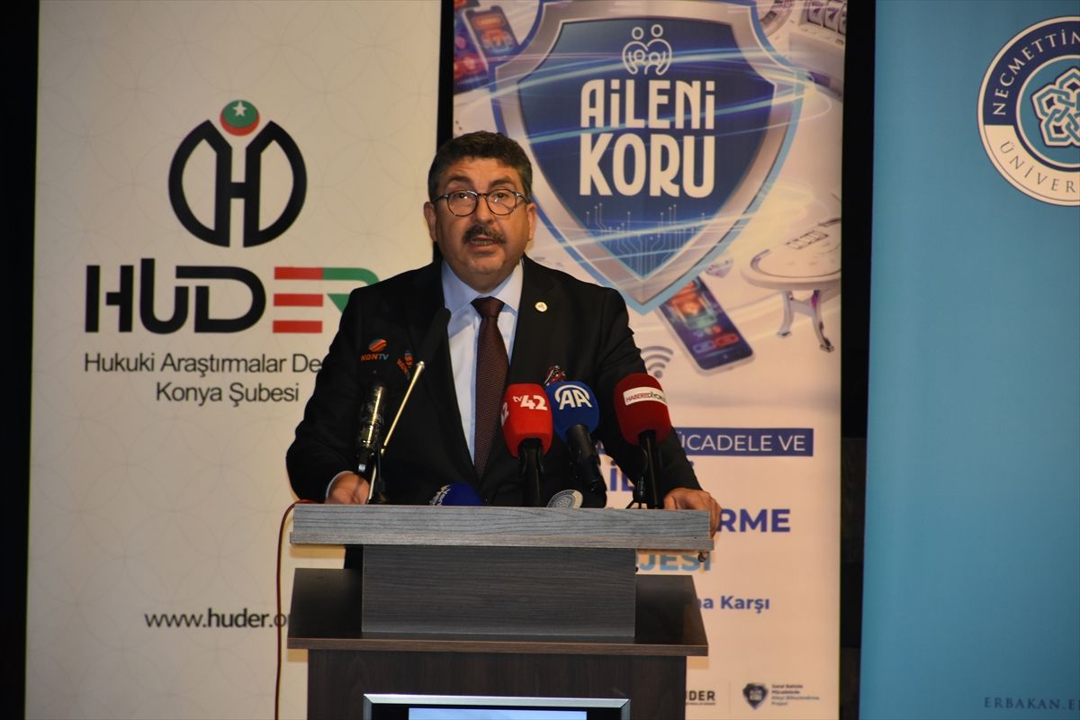 Konya'da 'Aileni Koru: Sanal Bahisle Mücadele ve Aileyi Bilinçlendirme Projesi' toplantısı yapıldı