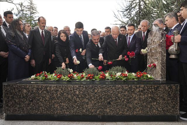 mhp genel baskani bahceli alparslan turkes in 4 19715461 o