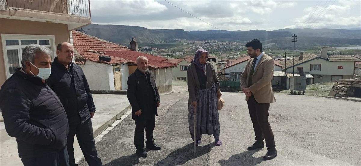 Nallıhan Müftüsü Aydın yaşlı ve hastaları ziyaret etti