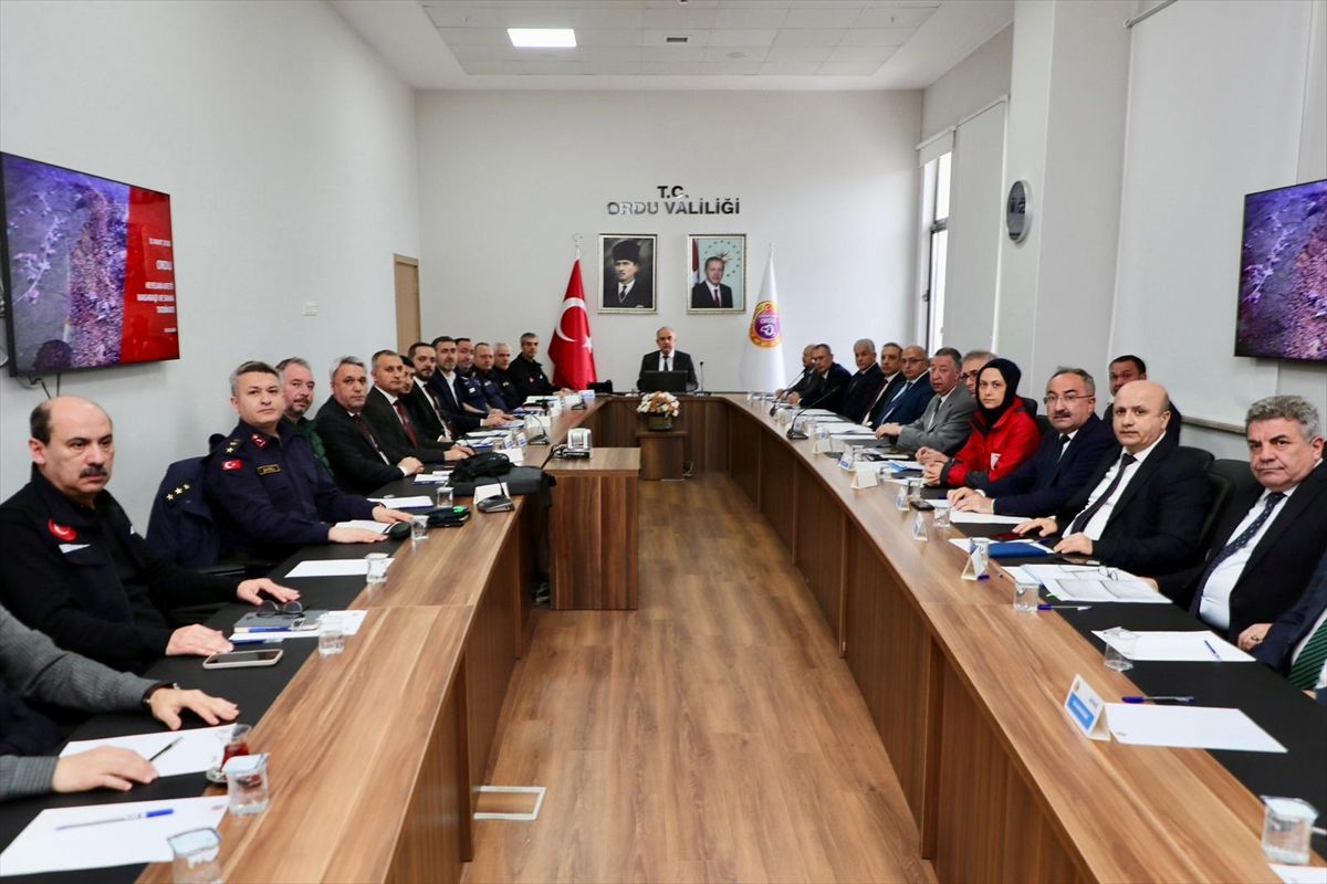Ordu'da yapılan tatbikatta 35 yapı ve konutun heyelandan etkilenmesi canlandırıldı