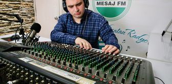 Otizmli Muhammed, çocukluk hayali radyo programıyla engelli bireylerin sesi oluyor