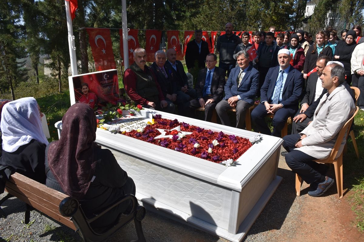 Şehit Hava Pilot Yüzbaşı Burak Gençcelep, memleketi Trabzon'da anıldı
