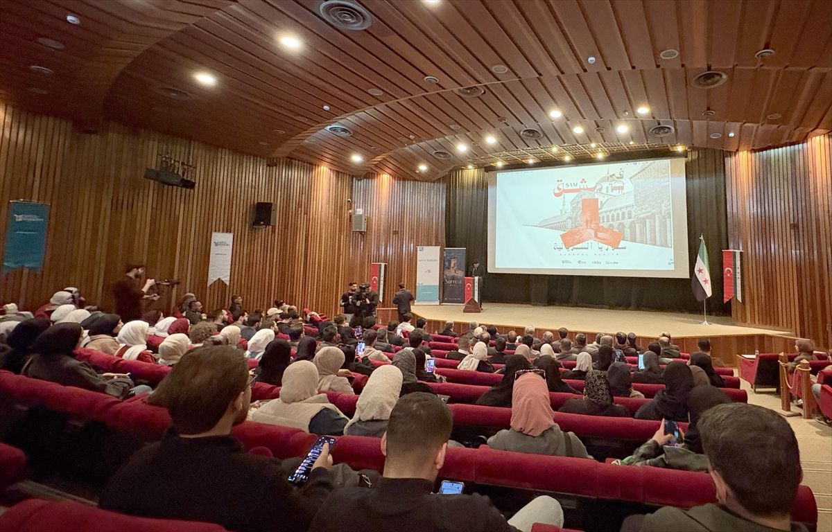 'Surreal Suriye' belgeseli, Şam'da izleyicilerle buluştu