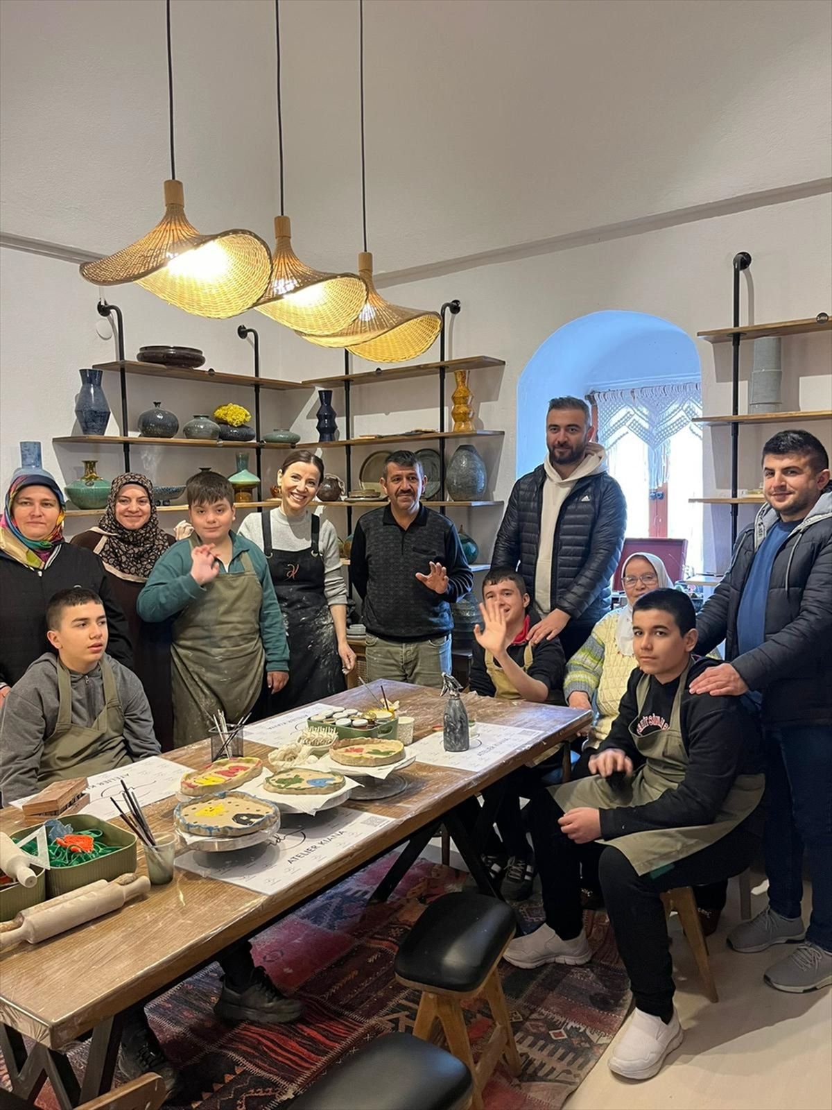 Tokat'ta otizmli çocuklar seramik çalışması yaptı