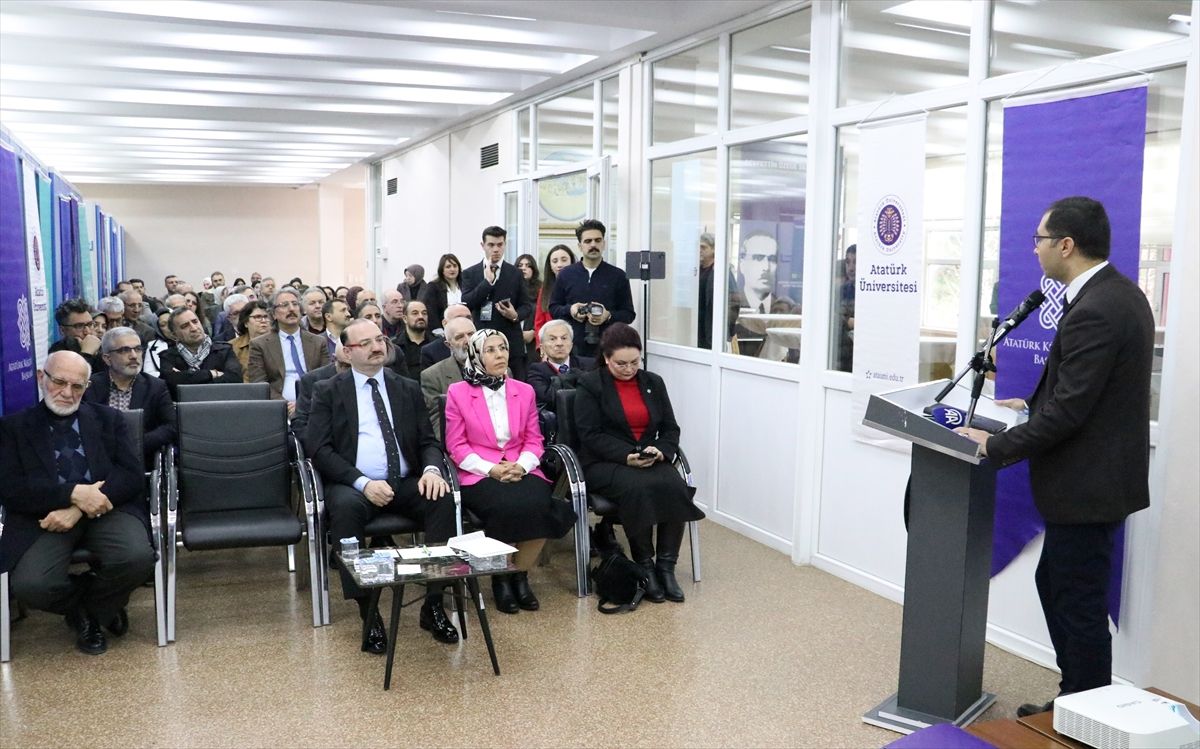 Türk kültür tarihinde önemli bir yeri olan Seyfettin Özege, vefatının 45. yılında Erzurum'da anıldı